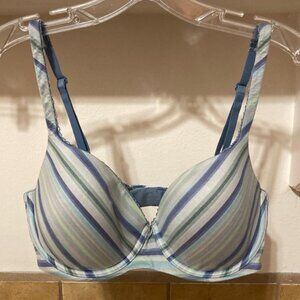 Victoria’s Secret Body By Victoria Lined Demi Bra (size 34DD)